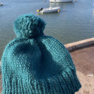BOBBLE HAT